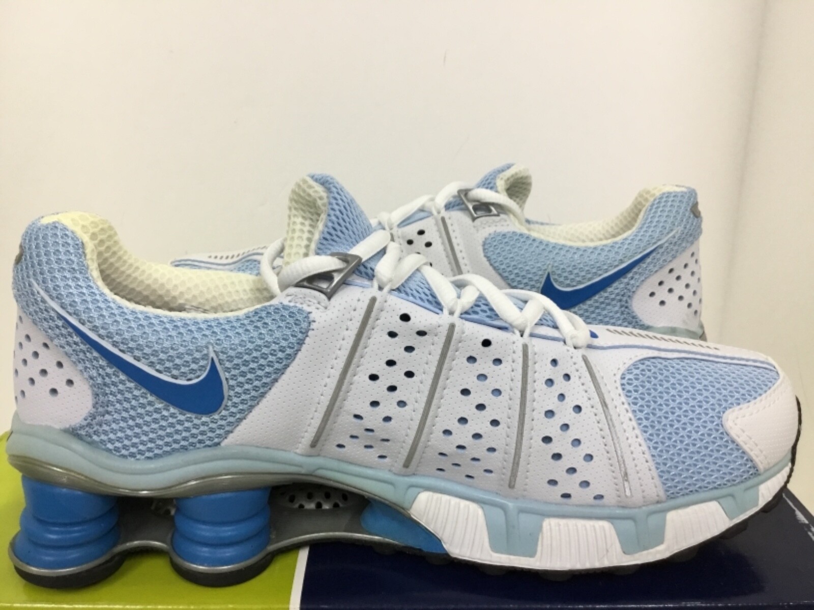 nike shox cognescenti