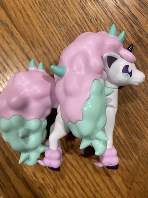 Pokemon Galarian Ponyta Battle Figure (smudged Face)