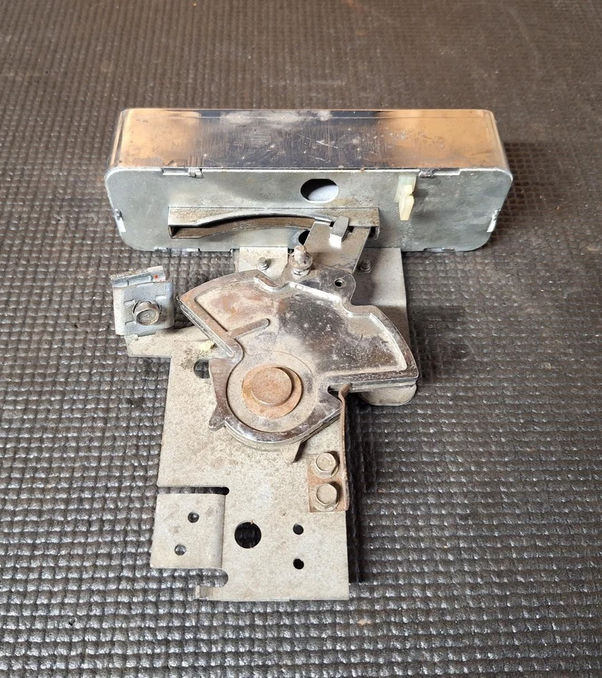 1959 1960 Cadillac Ventilation Left Right Control Assembly SHIPS WORLDWIDE - Image 3 of 4