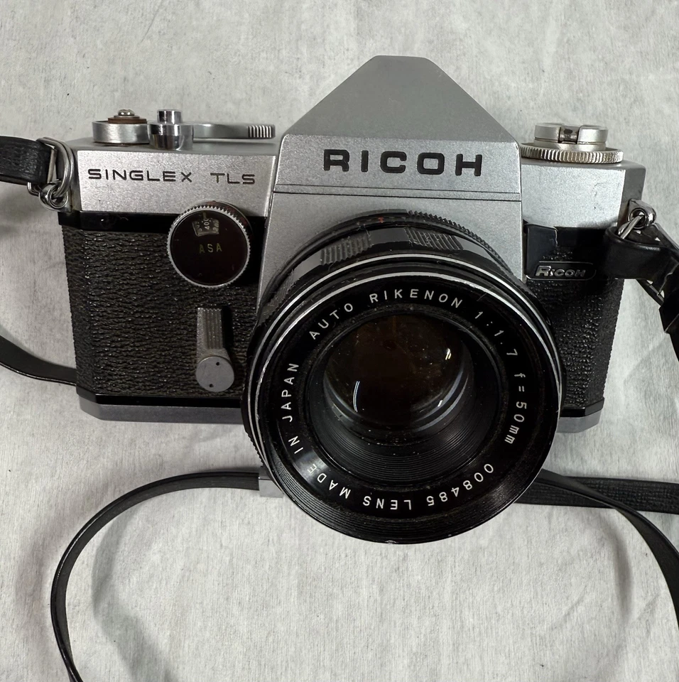 Câmera SLR de Filme 35mm Ricoh Singlex TLS 35mm Auto Rikenon 50mm f2 Lente M42 Nunca Usada - Imagem 3 de 4
