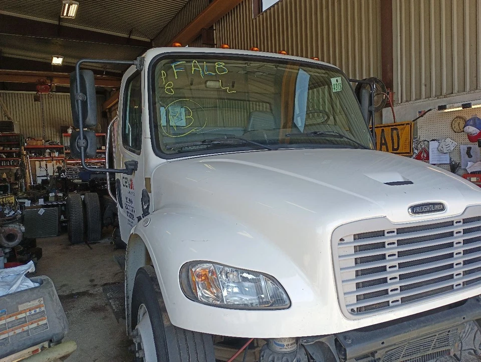 Bomba y embrague compresor de aire acondicionado Freightliner 22-65770-001 (11897449 Foto 4 de 4