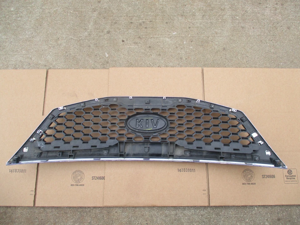 KIA SORENTO 2011 2012 2013 PARRILLA DELANTERA OEM Foto 2 de 4