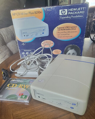 HP 8210e CD-Writer Plus External USB CD-Re Writable Drive - Tested - w/ cables
