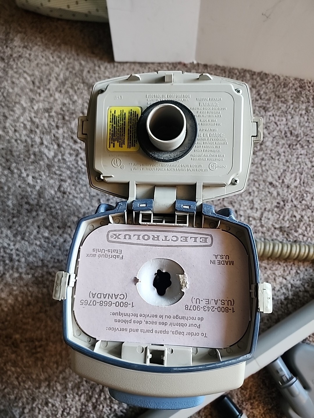 Electrolux Epic 6500 SR Canister Vacuum With Attachments & Power Nozzle