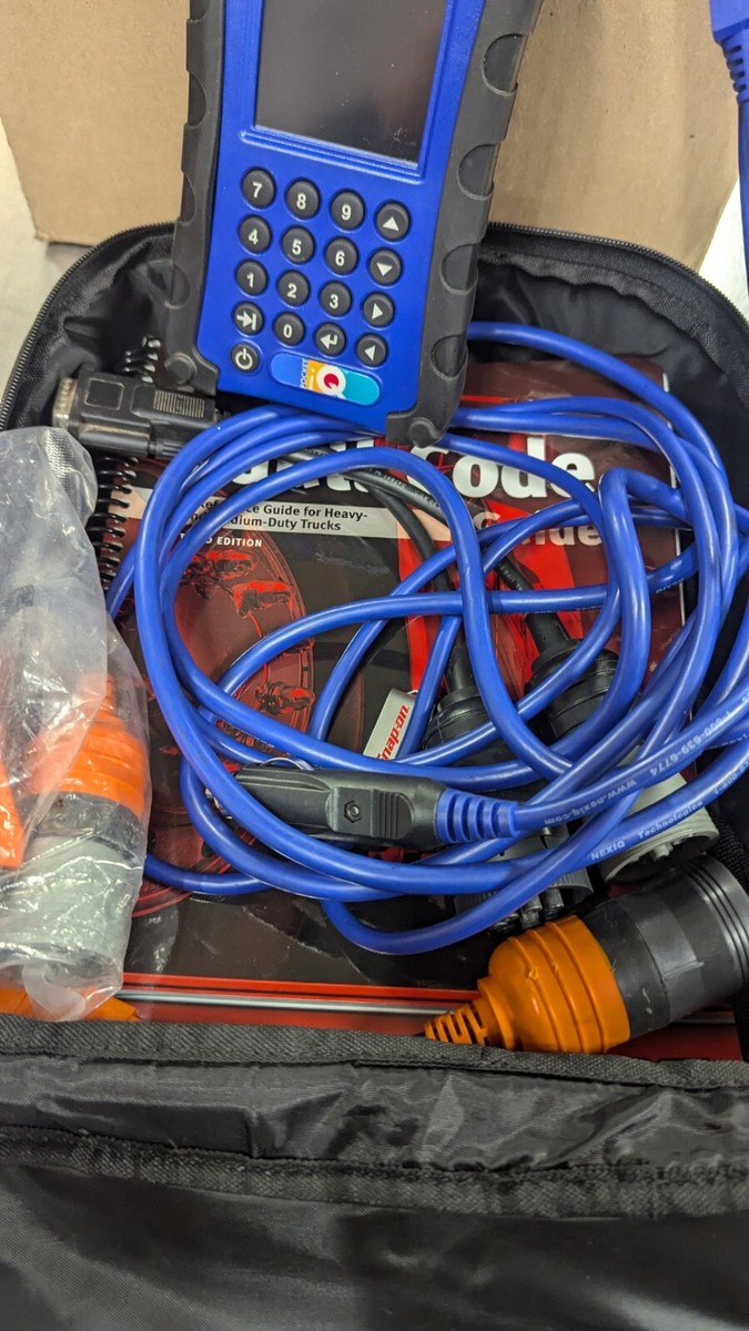 TATRAS ECUE エキューNAVY/40 Geox® SPHERICA ECUB-1 MAN: Navy Suede loafers | Geox ®