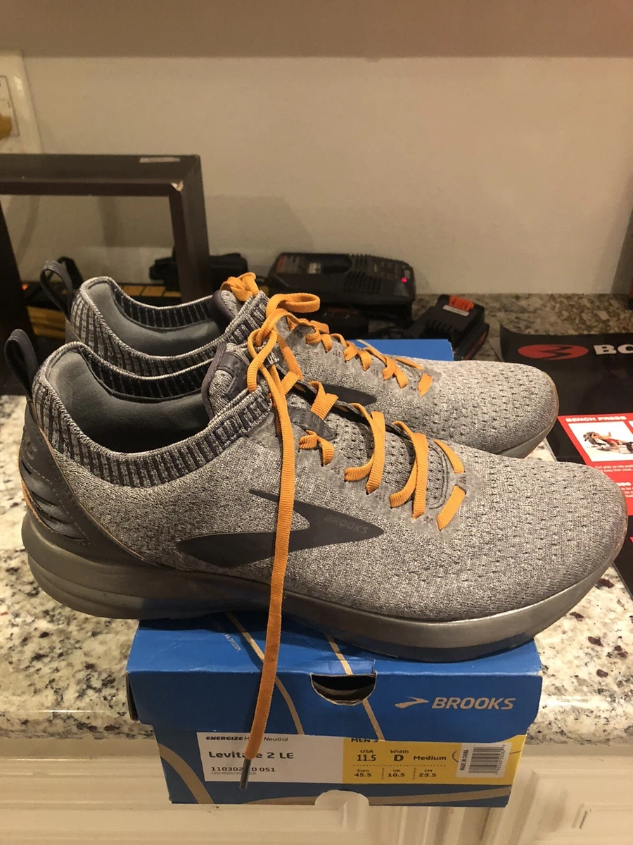 Brooks levitate top le 2