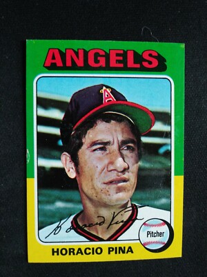 1975 Topps ''Mini'' Baseball Card # 139 Horacio Pina - California Angels (VG/EX)