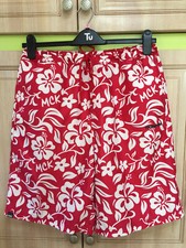 Short hawaïen rouge et blanc homme McKenzie taille M Medium 1/2 été excellent état.