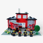 Lego 6382 Town Fire Station Vintage Classic City Emergency  Pre-owned LEGO Set