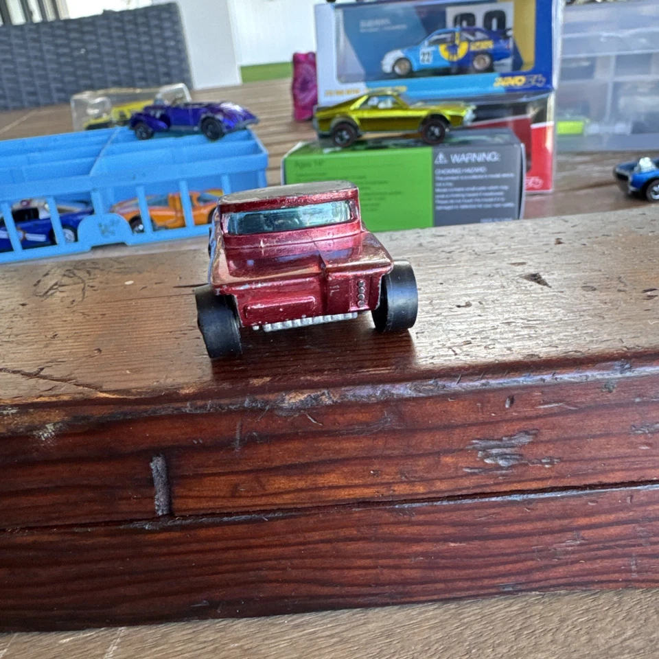 Hot Wheels Python - Red - Vintage 1968 HK Redline - Image 4 of 4