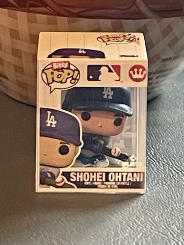 SHOHEI OHTANI 2026 Topps Series 1 Funko Bitty POP DODGERS Mini-Figure Super Box