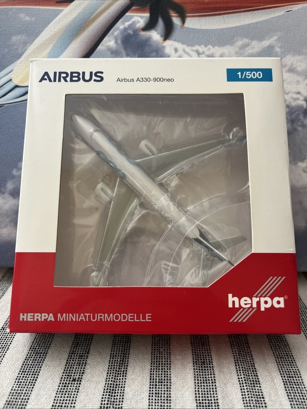 1:500  Herpa Airbus A340-900neo F-WTTE