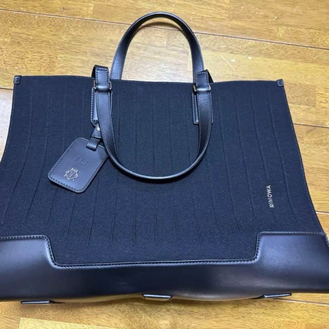 RIMOWA ⭐️ジャンク品　大型　黒 Yahoo!オークション -「ジャンク」(リモワ) (スーツケース