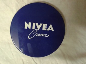nivea moisturizing cream 60ml