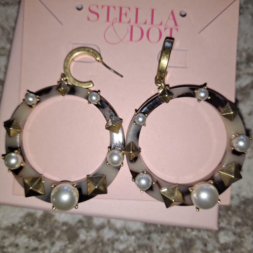 Stella Dot Game Changer Statement Earrings MINT FREE SHIPPING!