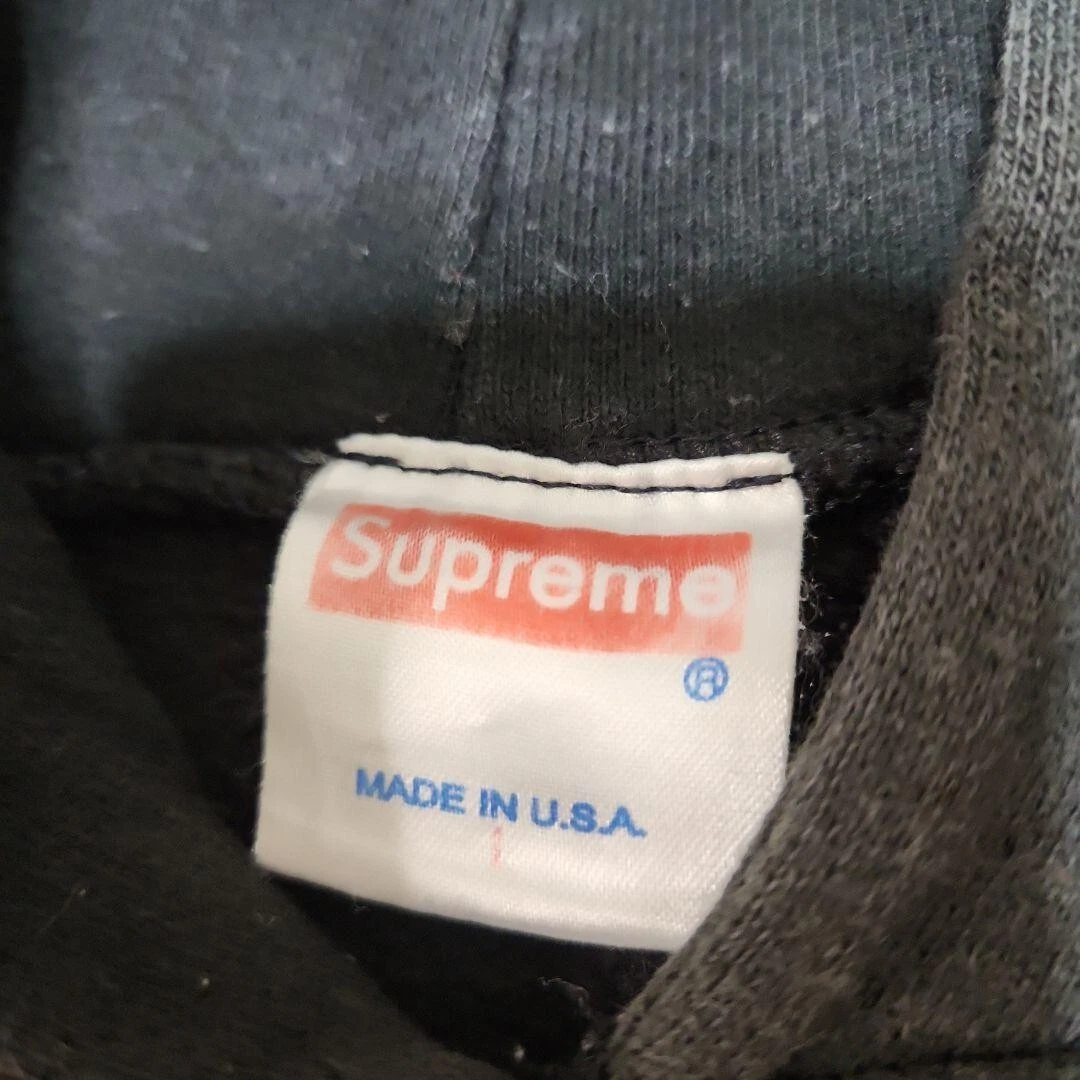 Felpa Supreme 2001 USA con cappuccio colore nero vintage taglia L usata