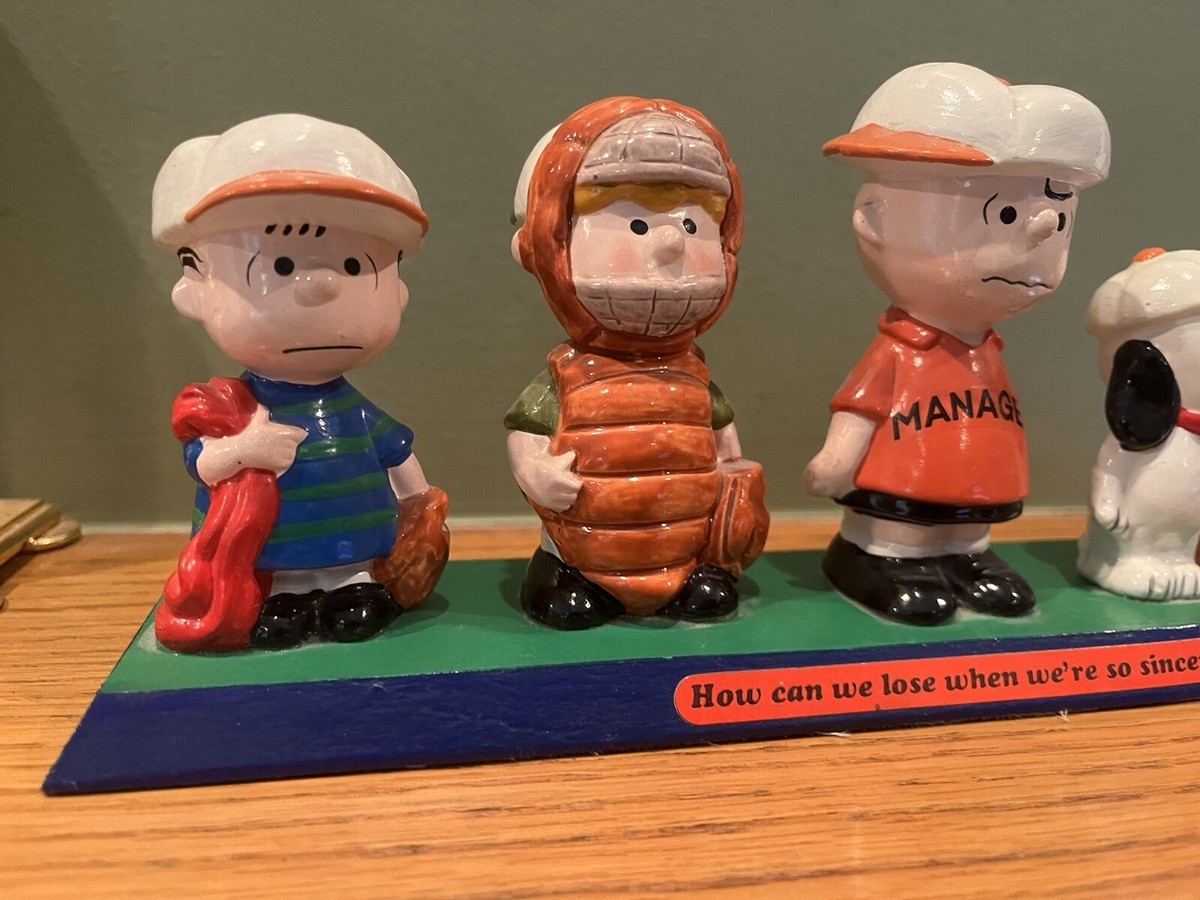 PEANUTS Snoopy Determined Productions 1971 Baseball team PEANUTS Snoopy Determined Productions 1971 Baseball team
