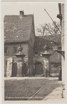 Postcard Weimar - entrance to the Wittum Palace