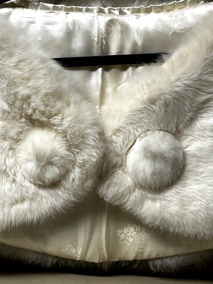 ¡CHAL/CapeMCM de piel de conejo blanco vintage para formal, boda, informal! Foto 2 de 4