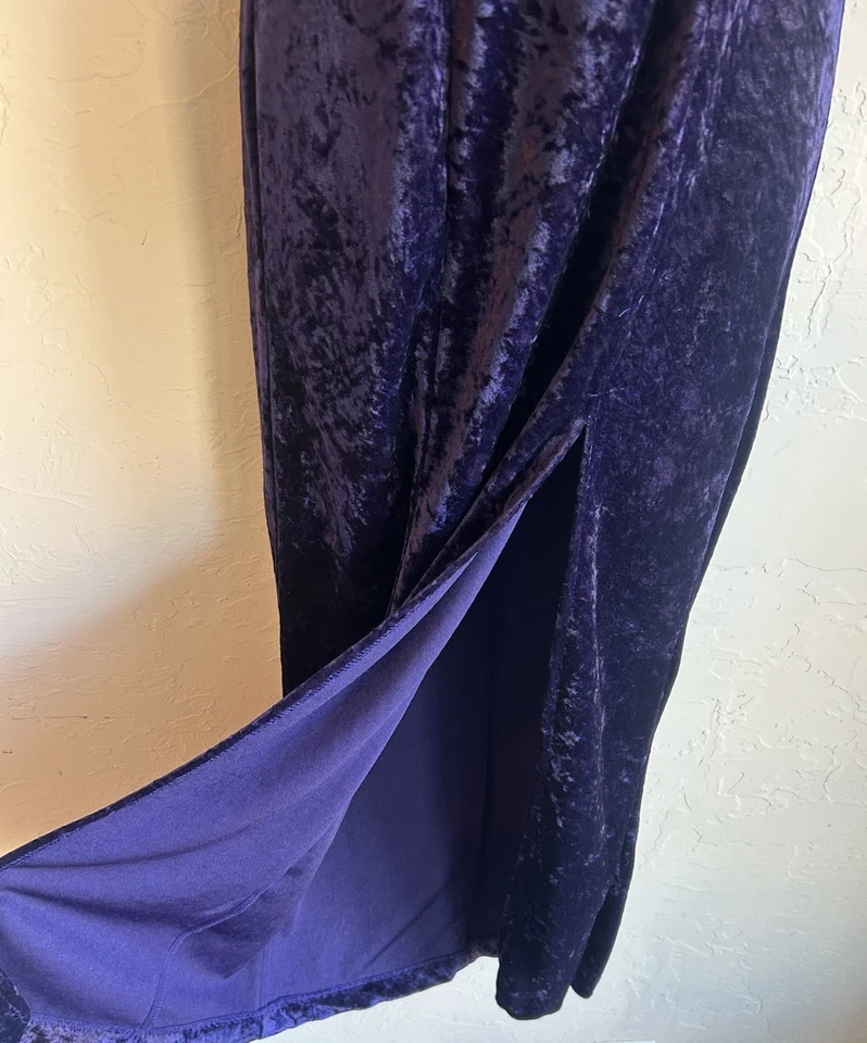 Maxi Vestido Halter Vintage Años 90 Y2K Púrpura Terciopelo Aplastado S Gótico Formal Capricho Foto 2 de 4