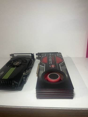 Nvidia GeForce GT ASUS ENGTS450 With A XFX, AMD Radeon HD 6870 1GB - Picture 7 of 15