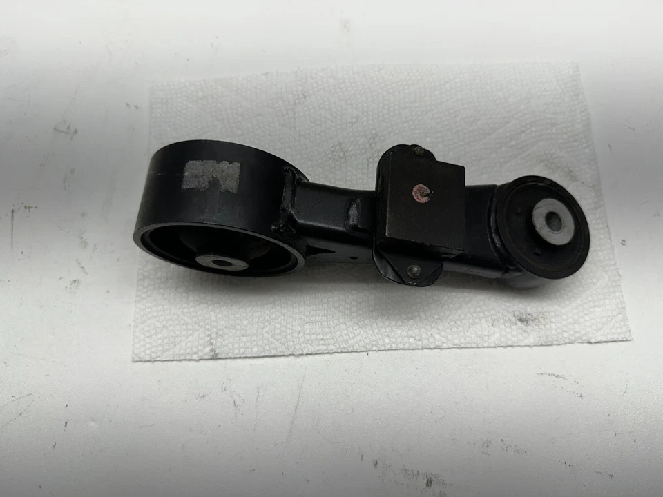 Montaje de puntal de par 12309-0P020 2010 2011 2012 2013 2014 2015 para Lexus RX350 Foto 2 de 4