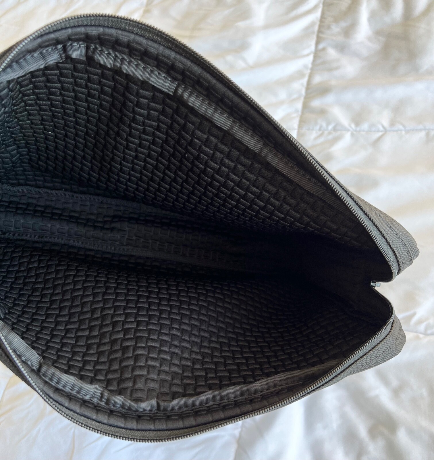 TUMI Black Ballistic Nylon Large Wide Laptop Tech Case Bag 15" x 10"