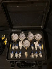 SINOCMP Hydraulic Pressure Gauge Test Kit w/ 5 Gauges 5 Hose 13 Coupling 14 Tee
