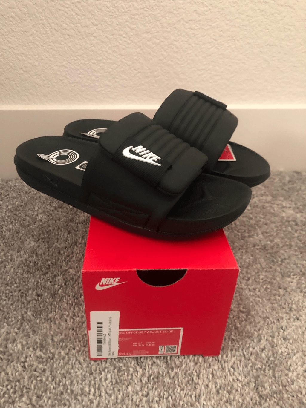 Nike Offcourt Adjustable Slide Sandal for Women Size 8