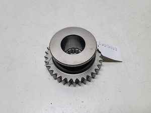 JOHN DEERE LVU30323 FRONT DRIVE GEAR
