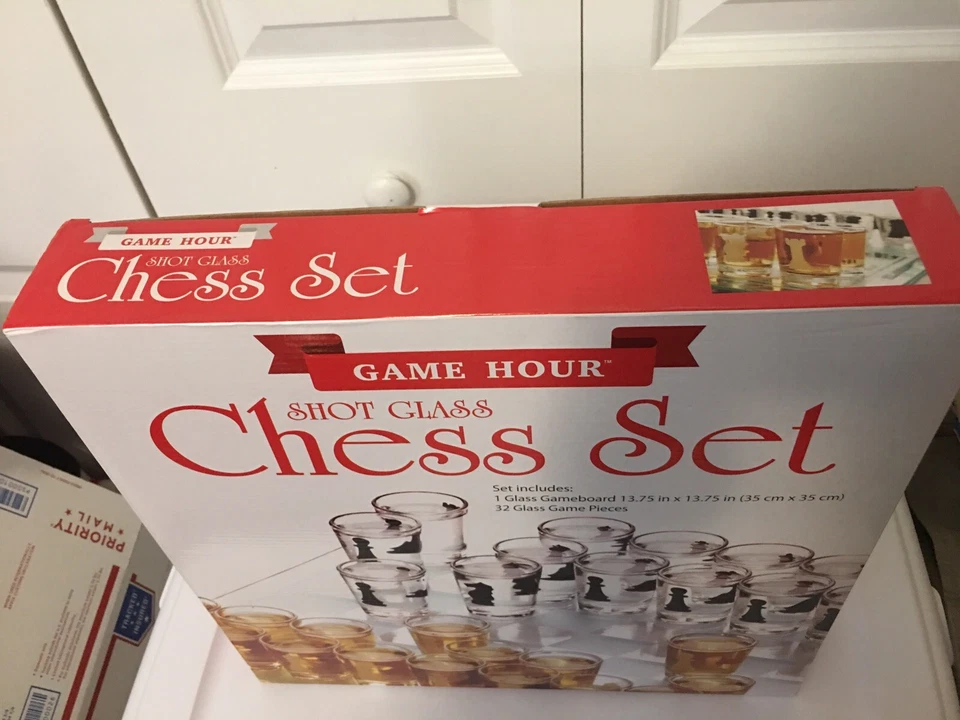 Nuevo Home Essentials Juego Hour Shot Glass Juego de ajedrez Juego de beber con vasos de chupito Foto 3 de 4