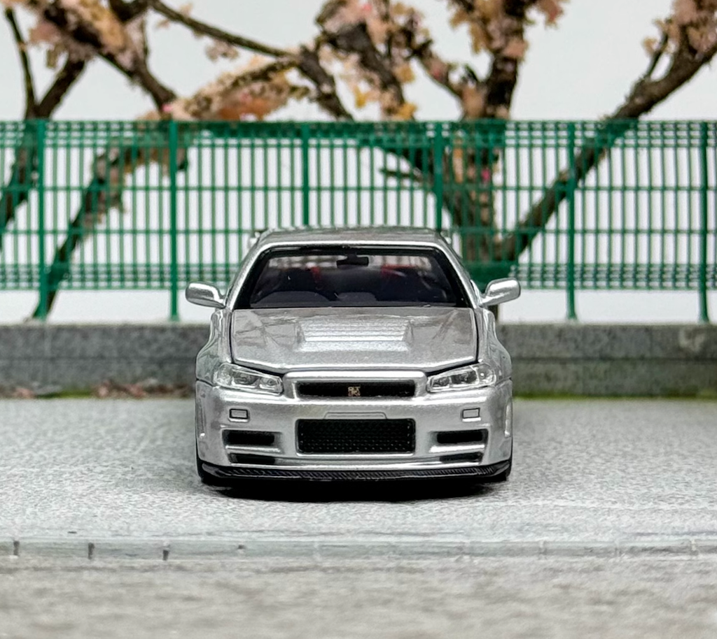 MH 1:64 Silver JDM Skyline GTR R34 Z-Tune Sports Model Diecast