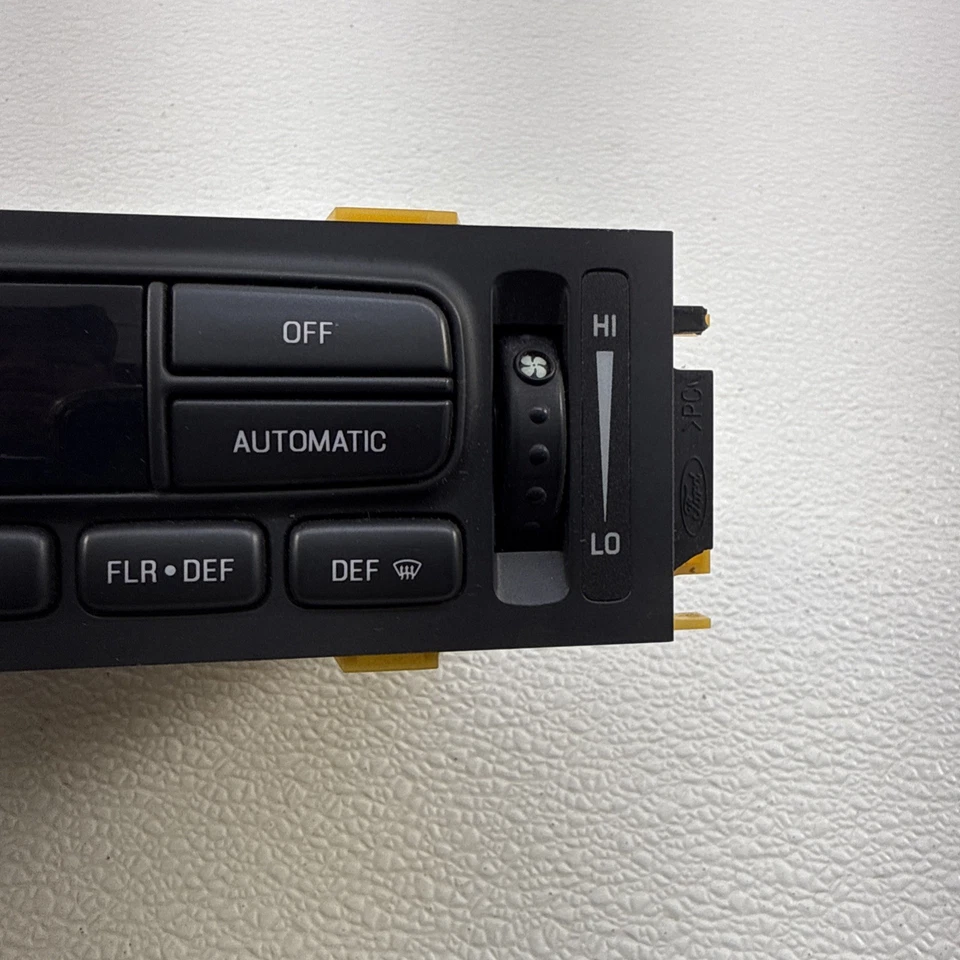 Блок климат-контроля температуры 1996-1997 Lincoln Town Car EATC F7VH-19C933-AA - Изображение 2 из 4