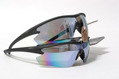 Two Pair Foster Grant Ironman IRONFLEX SUNGLASSES Black Mirror Shield Sport C142