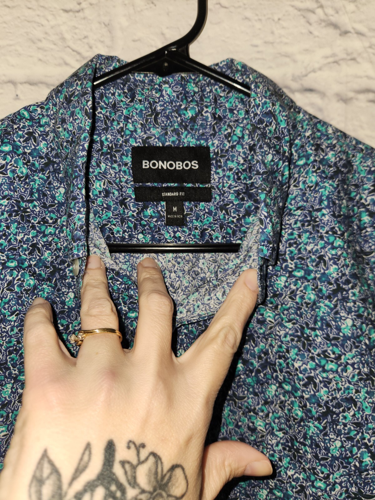 Bonobos Button Down Shirt Size Medium - image 2