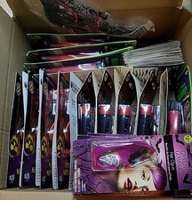 Halloween Lot Accessories Bundle of 47 Pieces Mix Pain Vampire Pumpkin Cutter