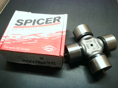 Spicer W157 21K 12 U Joint 2065 Series Central Greaser Lube - New