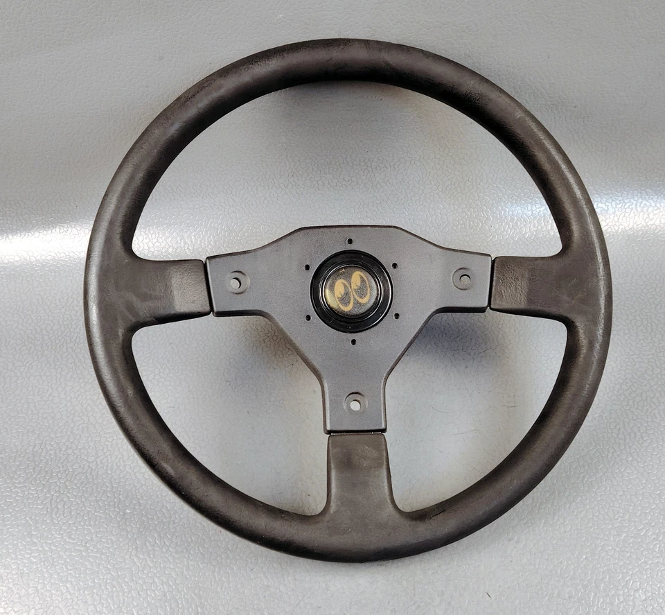 Volante deportivo SUZUKI SAMURAI JIMNY SIDEKICK 3 radios OEM JDM Foto 3 de 4