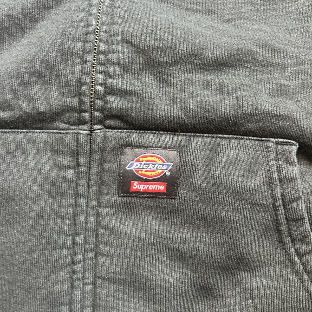 Supreme x Dickies Quilted Lined Zip Up Hoodie w/free hat - Black 