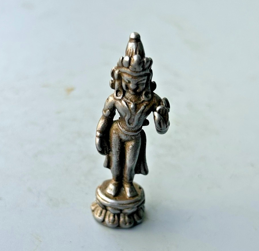 Old Tibetan Buddhism Iron Iron Standing Bodhisattva Statue, Thokcha Amulet