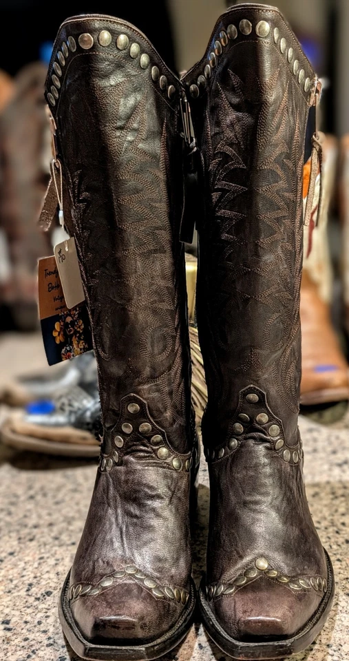 GRINGO ROCKRAZZ 10m Tachuelas de Cuero Chocolate 2 Cremalleras Punta Corta Baja Curación Usadas en Excelente Condición Foto 3 de 4