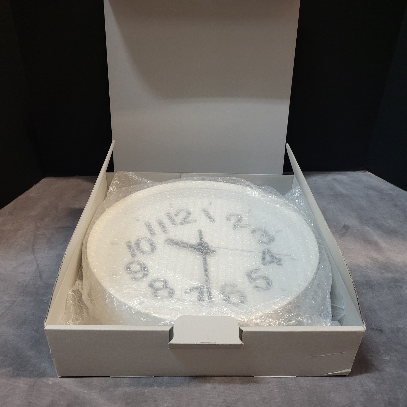 LEMNOS WALL NUMBERS CLOCK DESIGNED BY YOTA KAKUDA