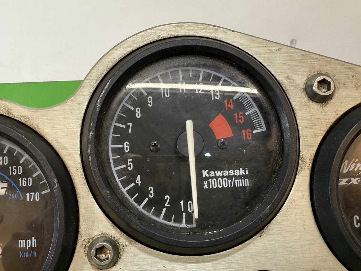 1996 KAWASAKI NINJA ZX6R SPEEDOMETER GAUGE CLUSTER 25023