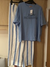 Ladies Blue & White PJ Set Size L