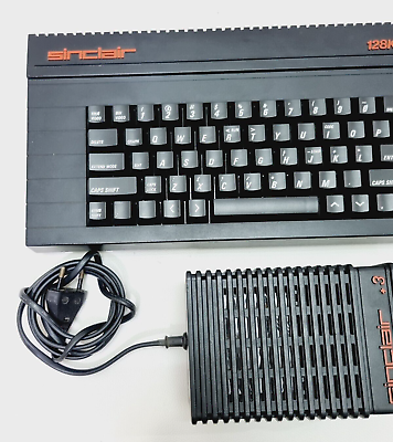 Vintage SINCLAIR ZX Spectrum +3 Computer - 128K - With box Vintage SINCLAIR ZX Spectrum +3 Computer - 128K - With box