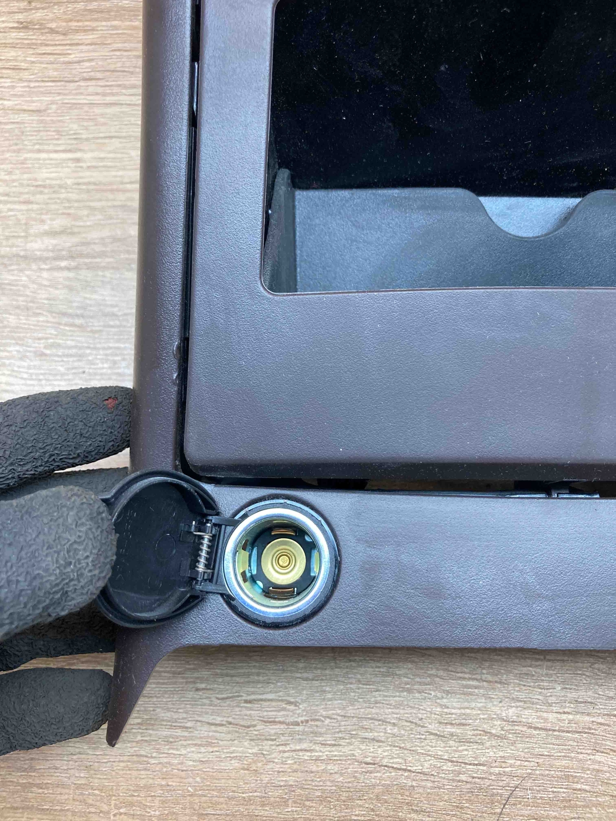 A1666807003 136931 Mercedes Benz Ashtray Panel Console Insert  