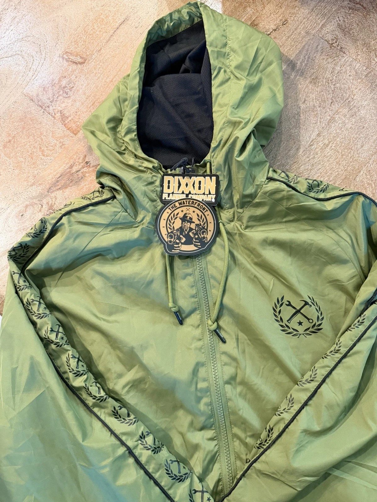 Dixxon Men’s Large Waterfront Jacket