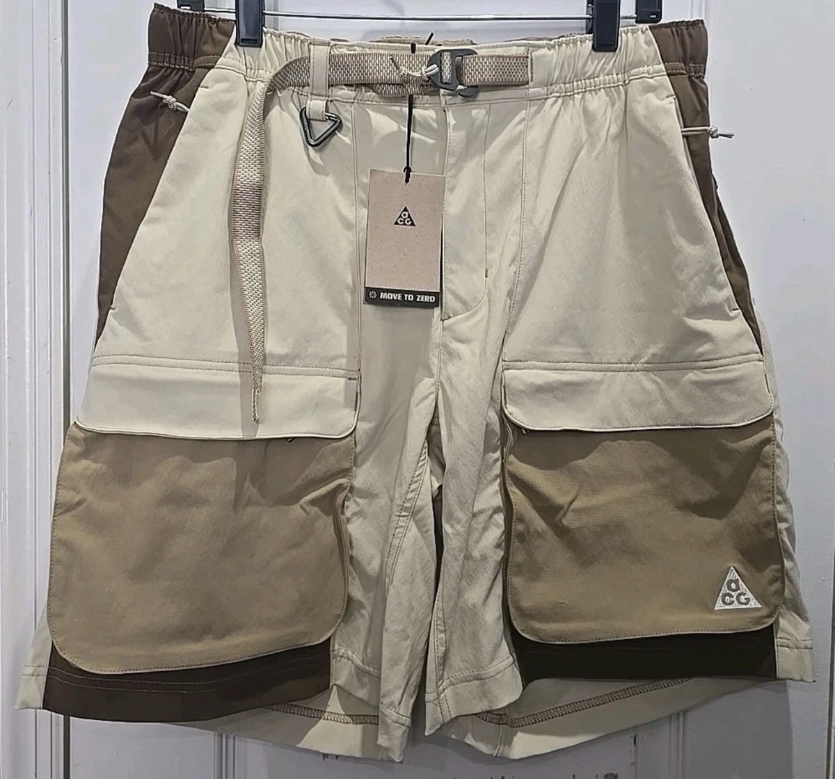 Preços baixos em Shorts para homens Nike ACG Cargo | eBay