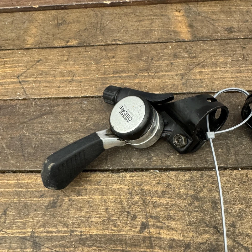 Vintage Shimano Deore Light Action SIS 7S SL-MT62 Thumb Shifters Pair Japan 7 - Image 3 of 4