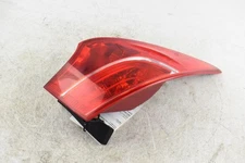 2013 Hyundai Santa Fe Left Driver Tail Light Assembly OEM Used 415245